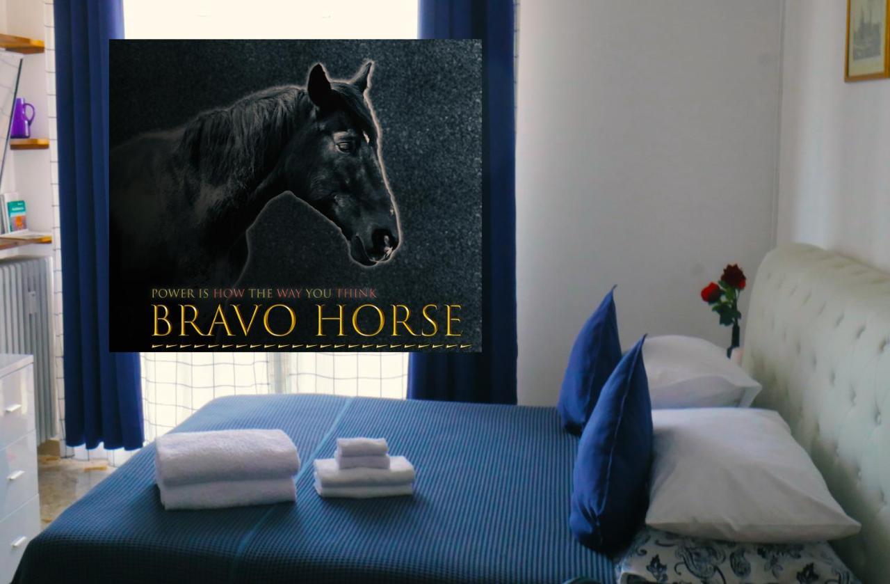 Апартаменты Bravo Horse Флоренция Экстерьер фото